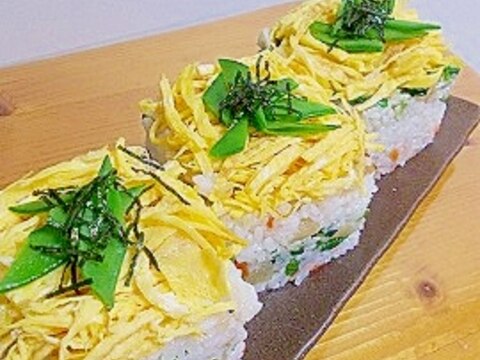 3色押し寿司 牛乳パックの型で レシピ 作り方 By クルクルほっぺ 楽天レシピ 3色押し寿司 牛乳パックの型で レシピ 作り方 By クルクルほっぺ 楽天レシピ